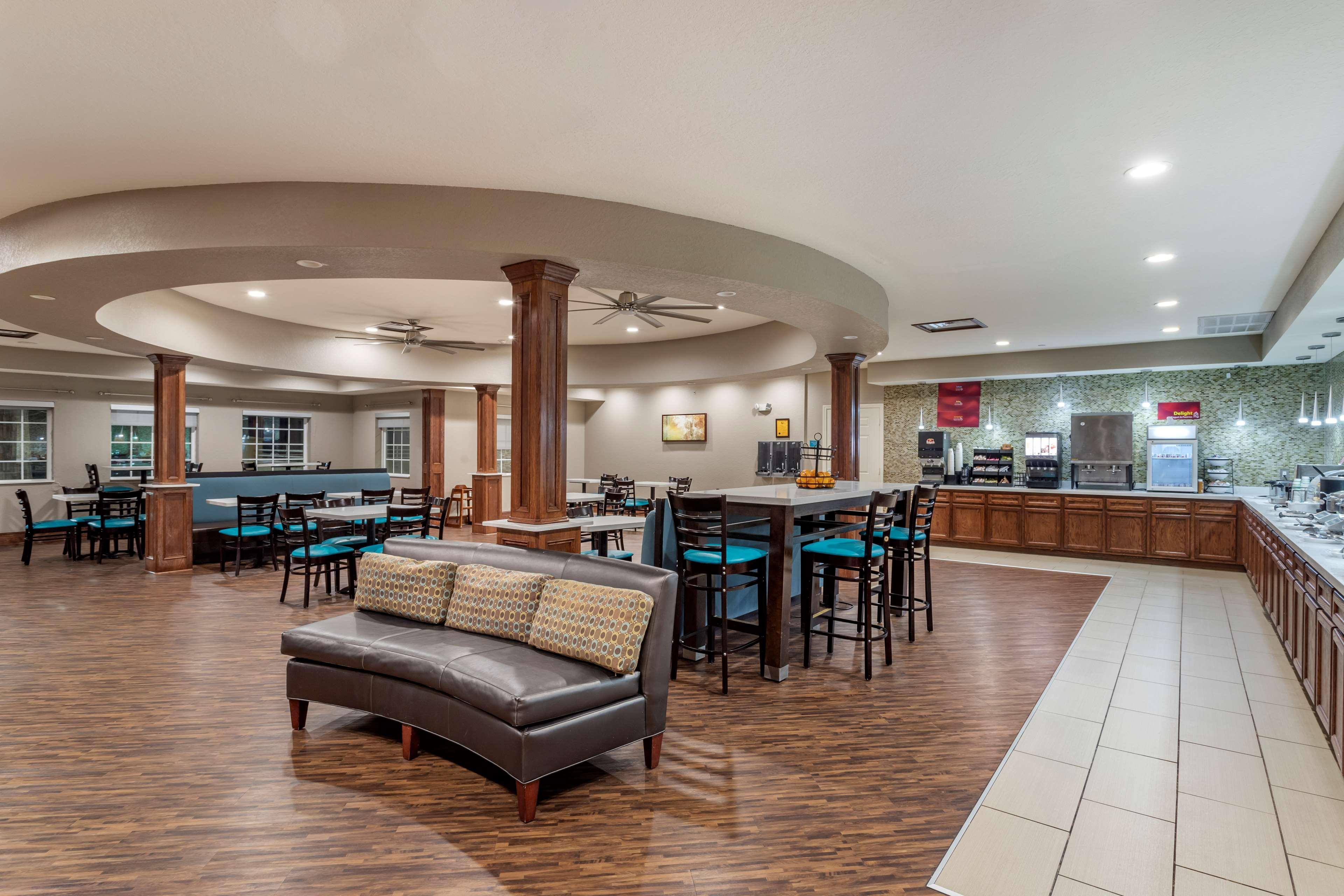 Best Western Plus Galveston Suites Экстерьер фото