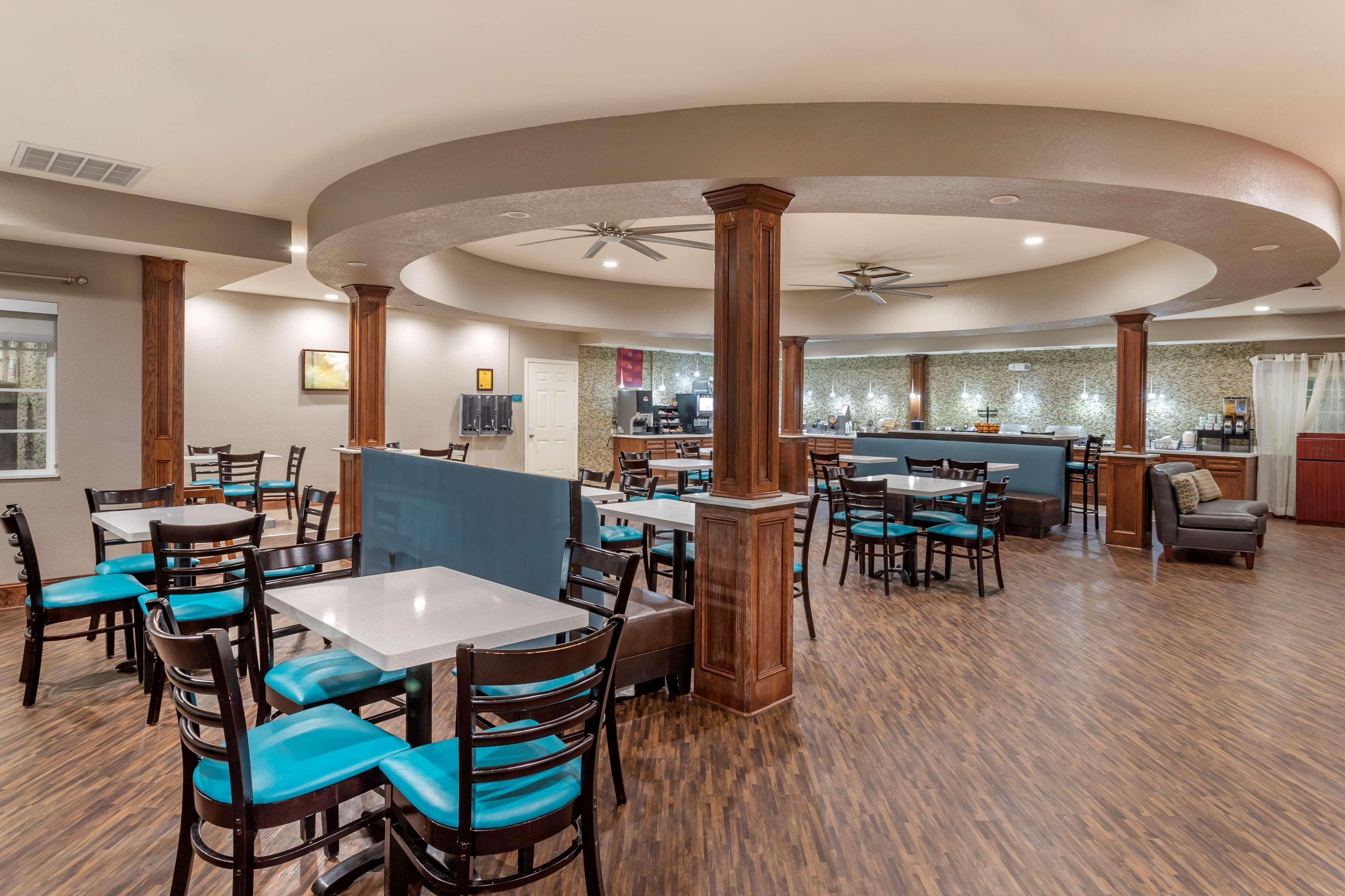 Best Western Plus Galveston Suites Экстерьер фото