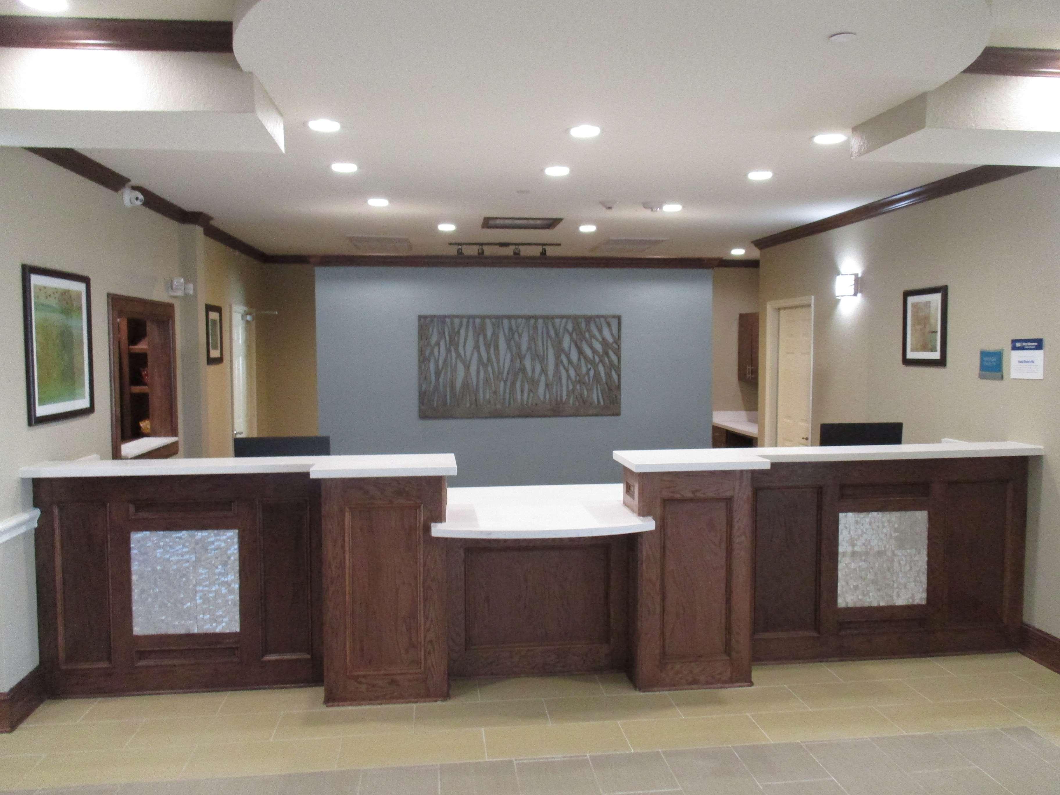 Best Western Plus Galveston Suites Экстерьер фото
