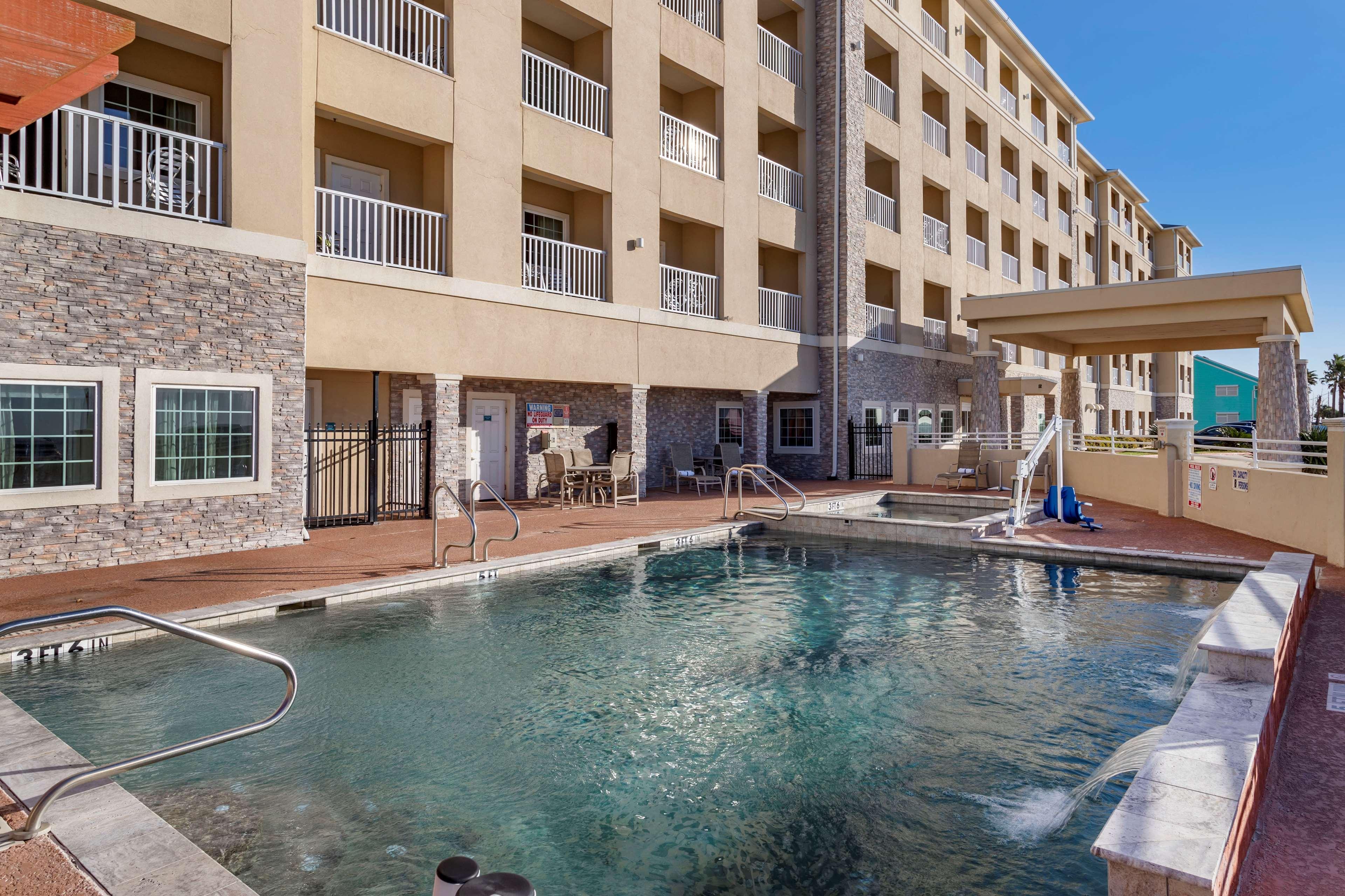 Best Western Plus Galveston Suites Экстерьер фото