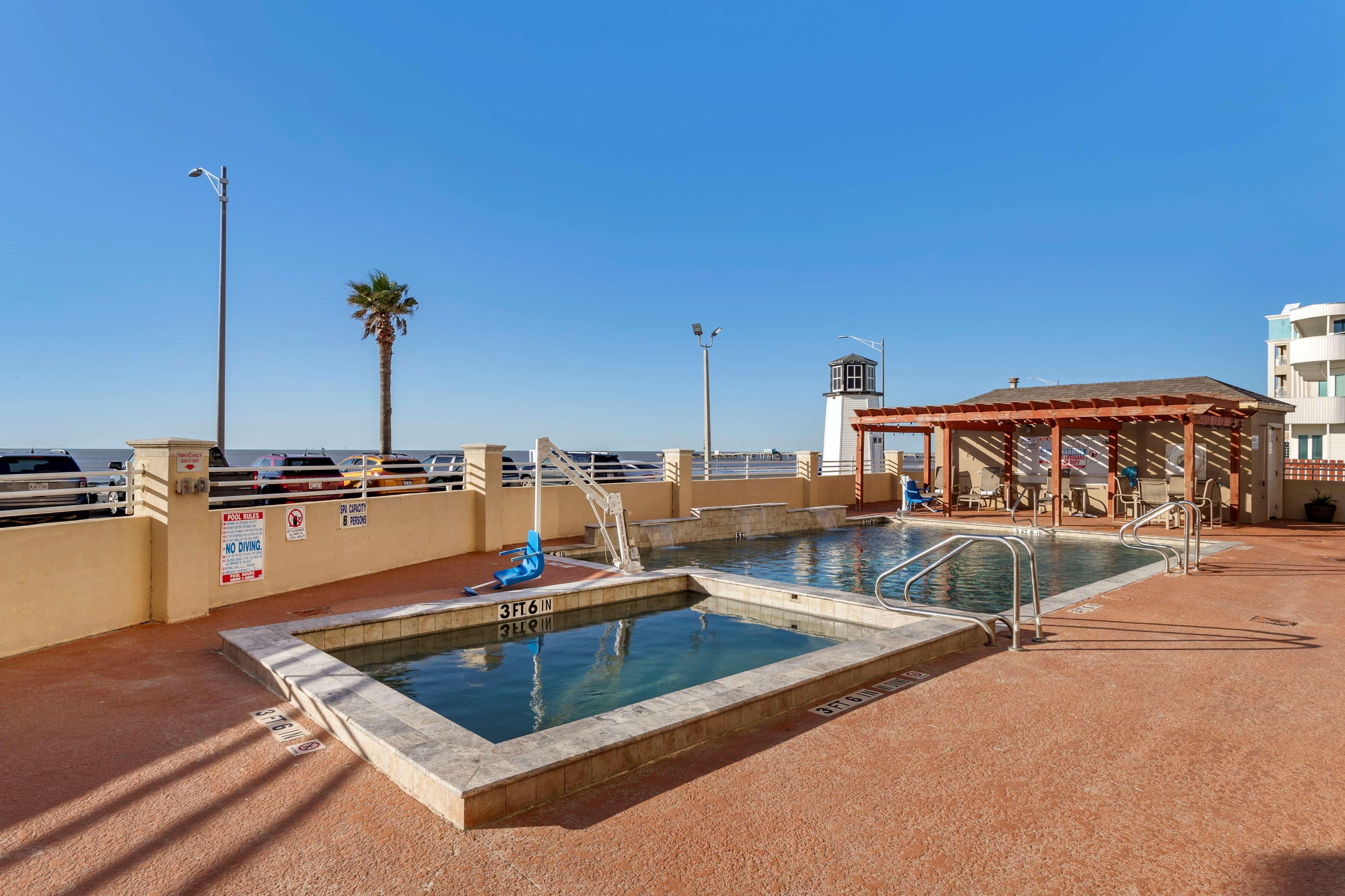 Best Western Plus Galveston Suites Экстерьер фото
